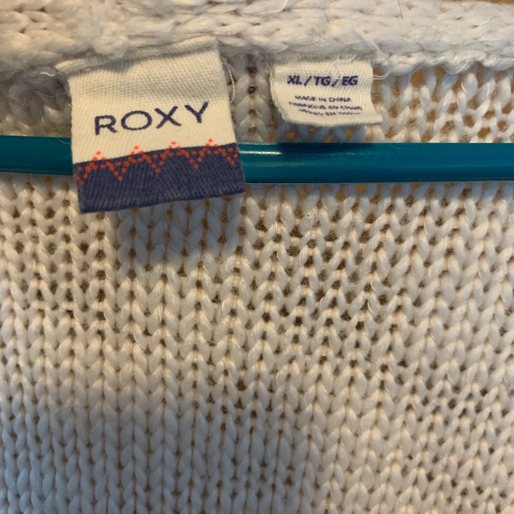 Roxy Cardigan - Picture 4 of 8